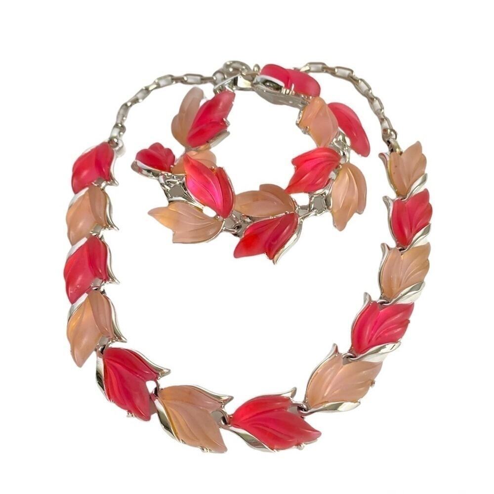 Vintage Pink Lucite Moonglow Leaf Necklace & Bracelet‎ Set Silver Tone 60s Retro